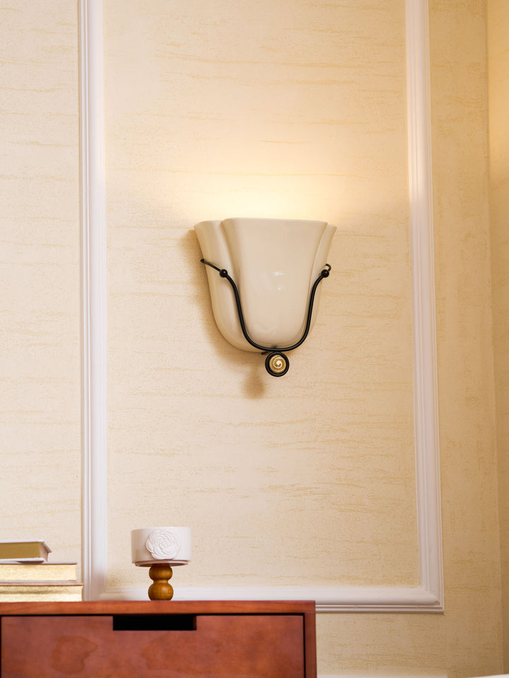 Solenne Shell Wall Sconce