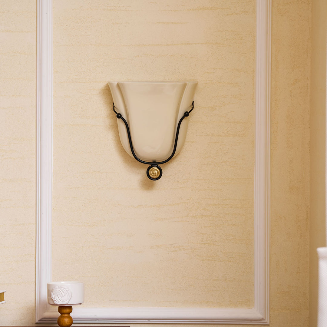 Solenne Shell Wall Sconce