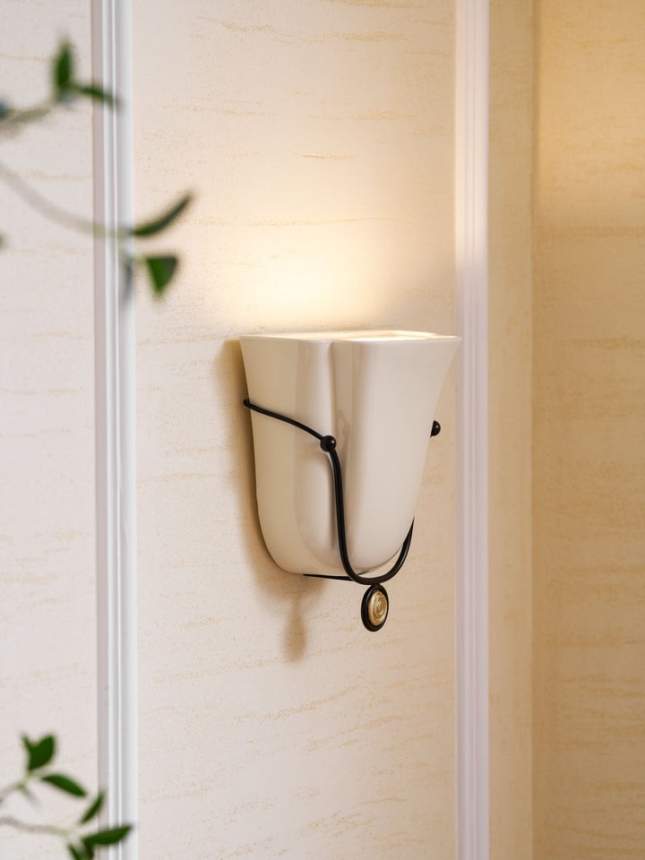 Solenne Shell Wall Sconce