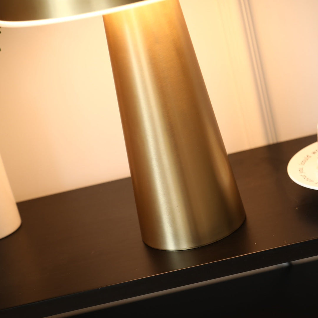 Solis Alabaster Disc Table Lamp
