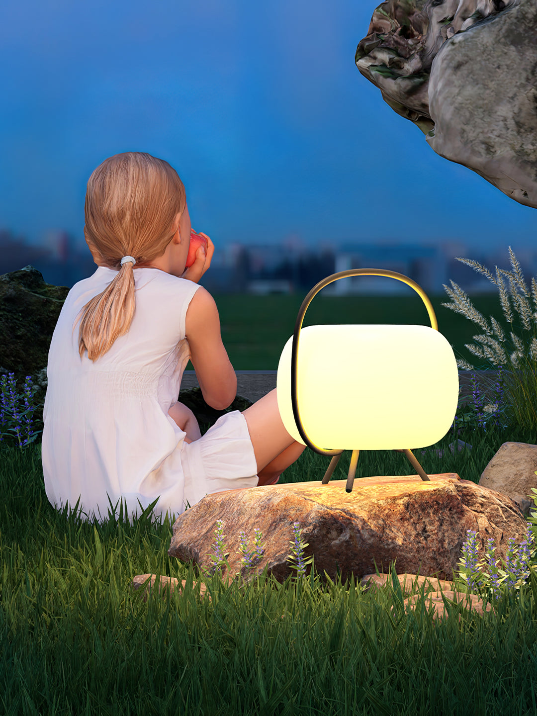 Soluna Pod Lantern Outdoor Lamp - Vakkerlight