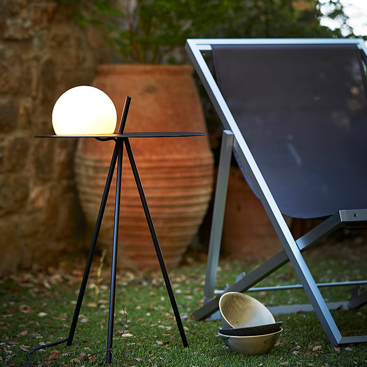 Soluna Tripod Outdoor Lamp - Vakkerlight