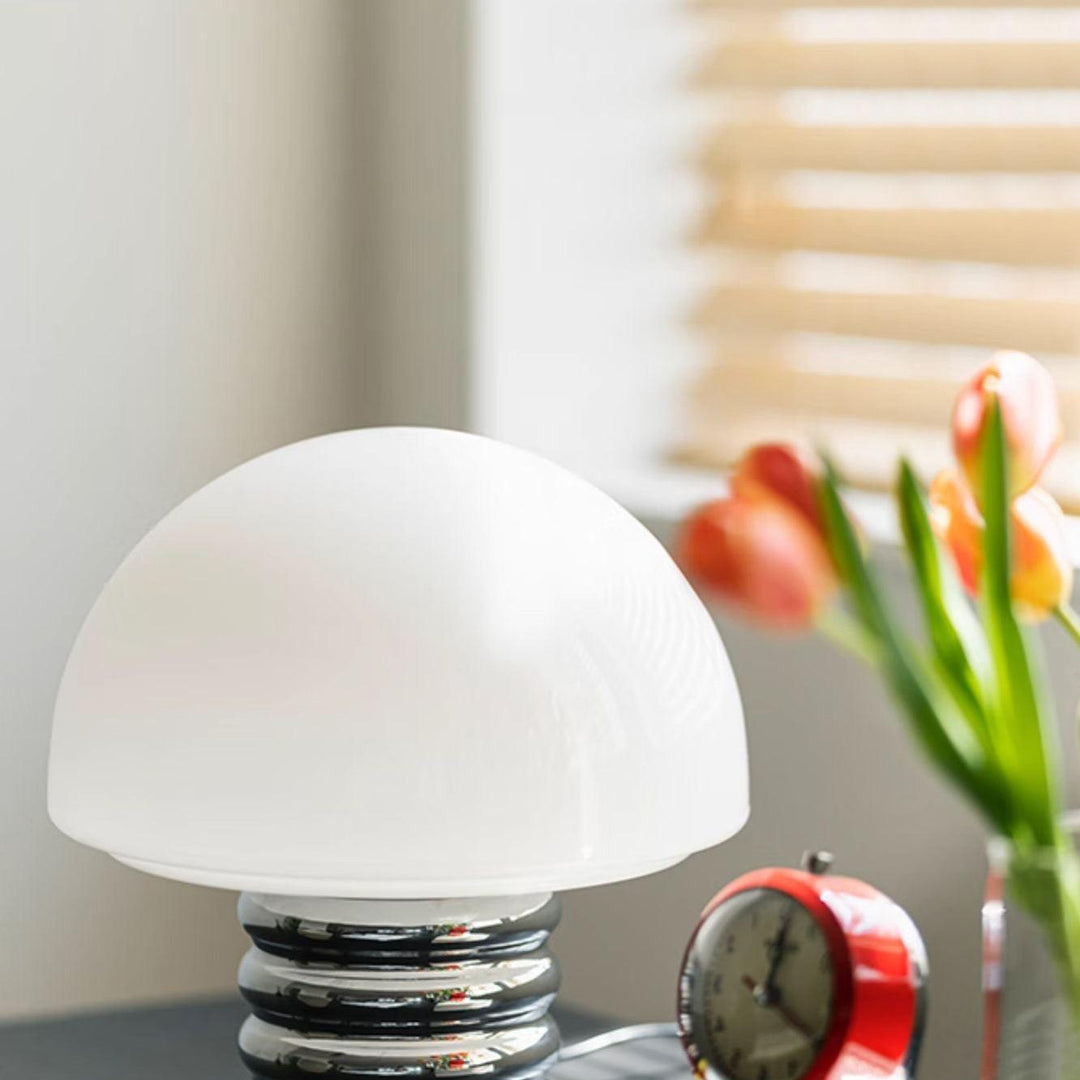 Space Age Mushroom Table Lamp - Vakkerlight