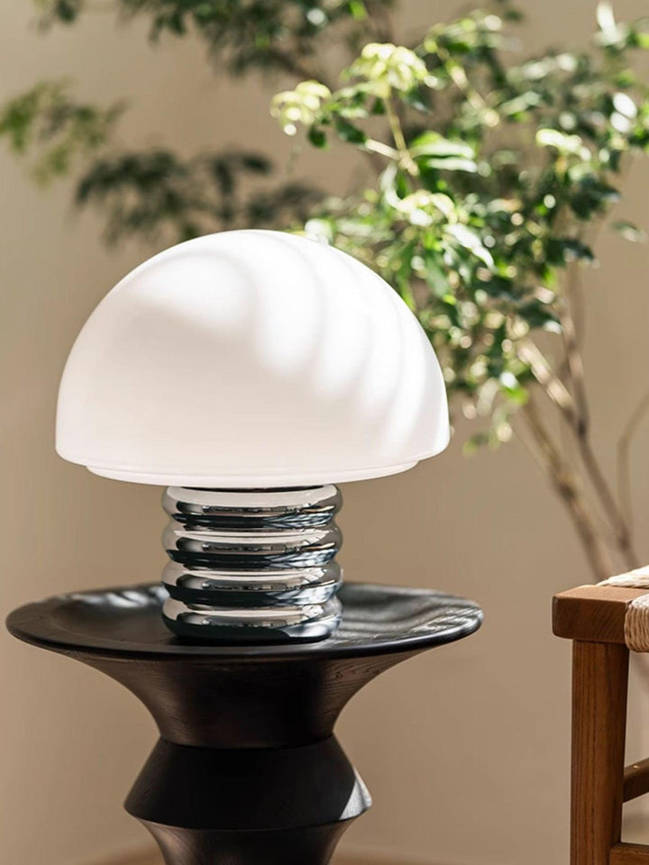 Space Age Mushroom Table Lamp - Vakkerlight