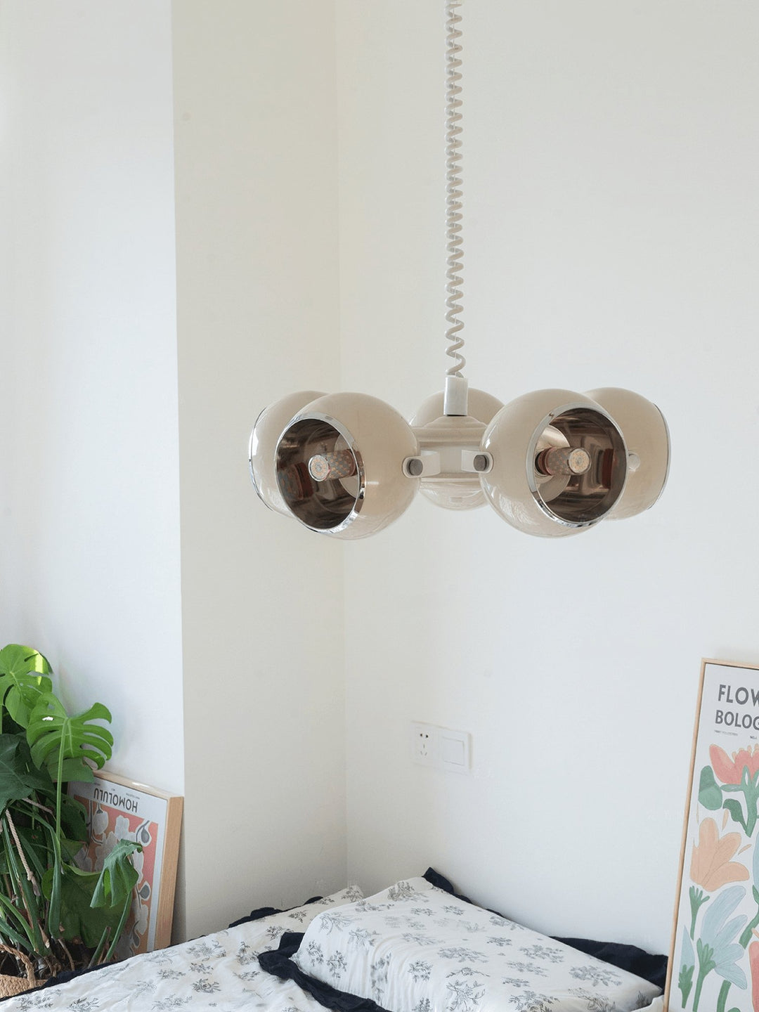 Space Age Pendant Lamp - Vakkerlight