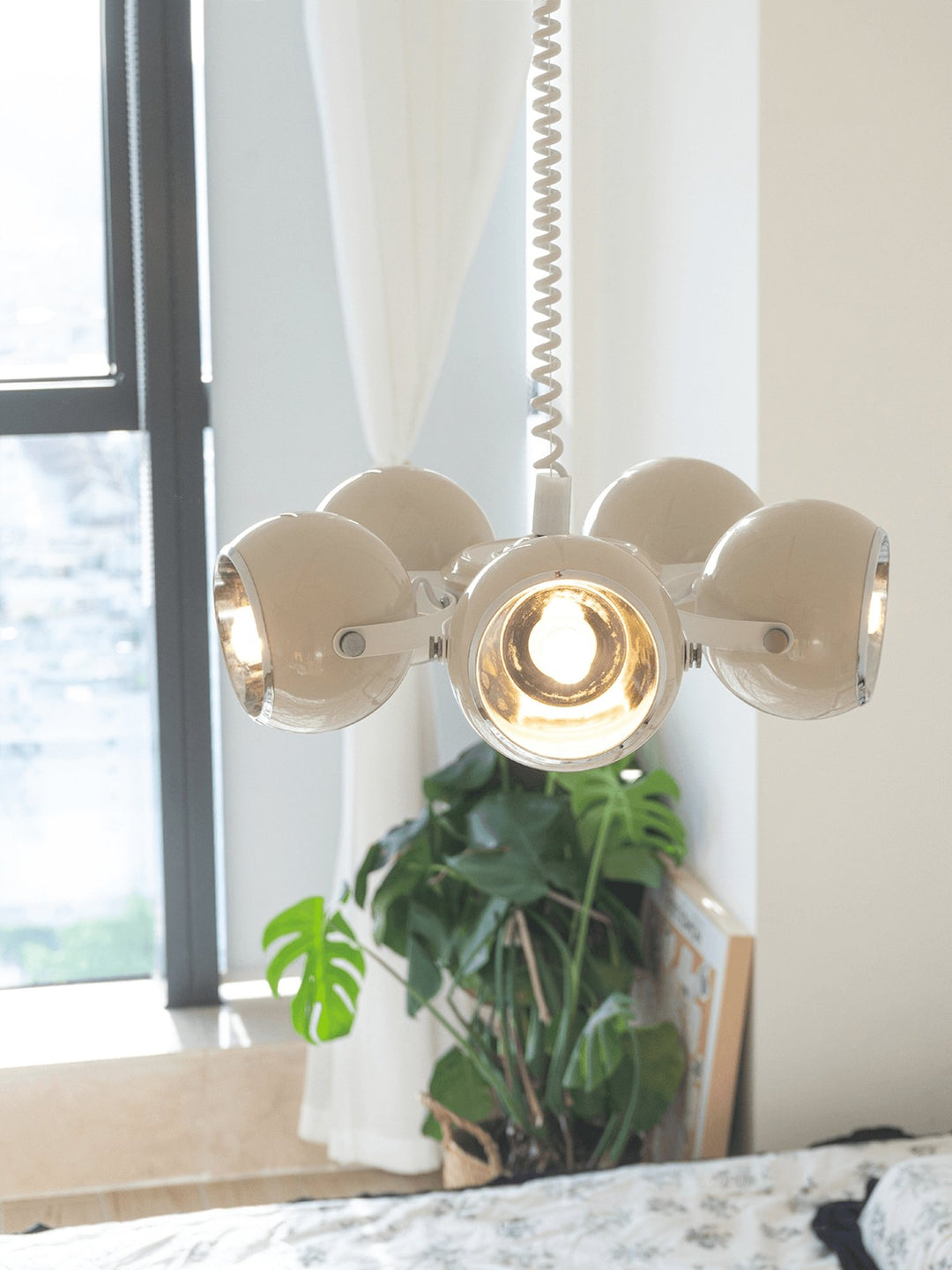 Space Age Pendant Lamp - Vakkerlight