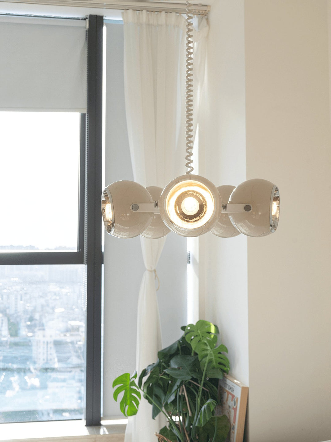 Space Age Pendant Lamp - Vakkerlight