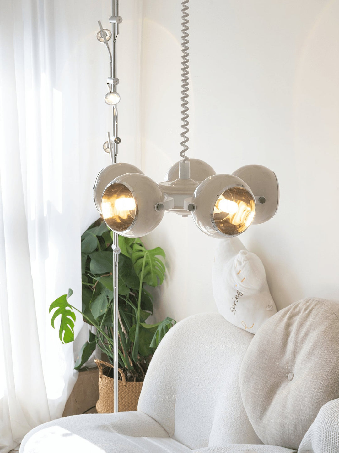 Space Age Pendant Lamp - Vakkerlight