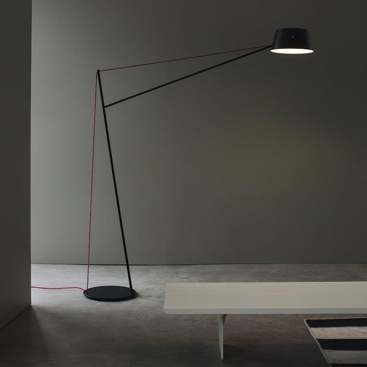 Spar Floor Lamp - Vakkerlight