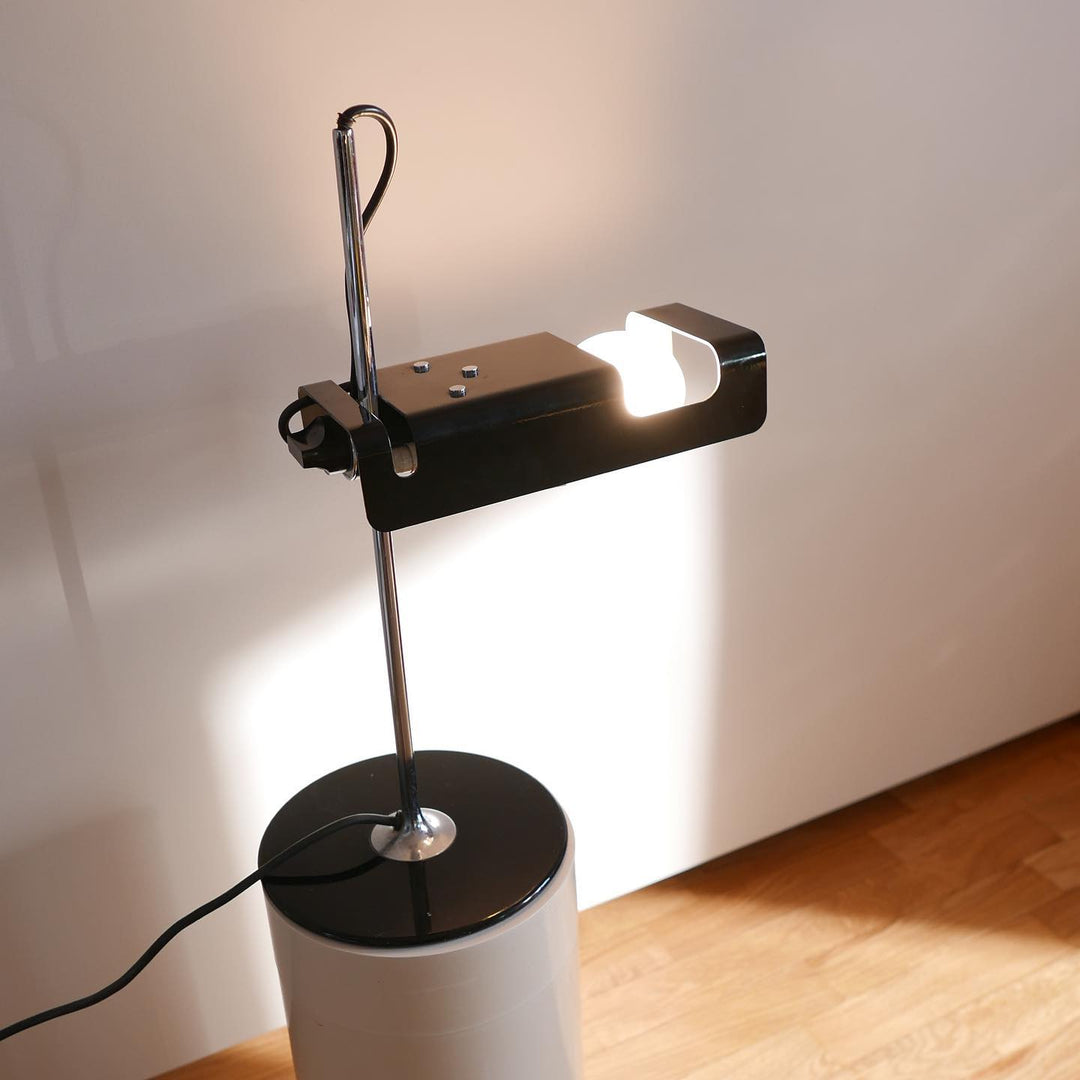 Spider Table Lamp - Vakkerlight