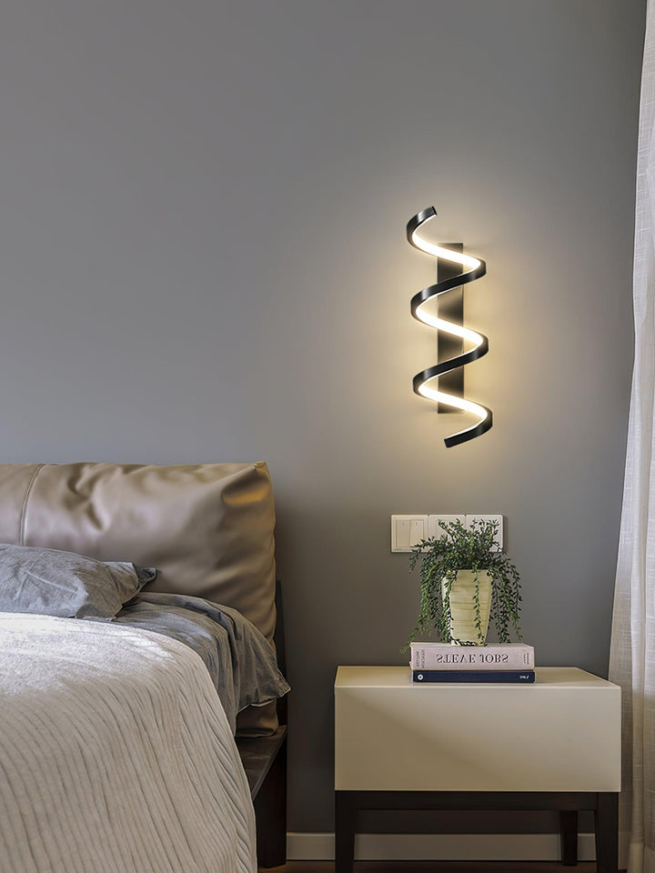 Spiral Wall Light - Vakkerlight