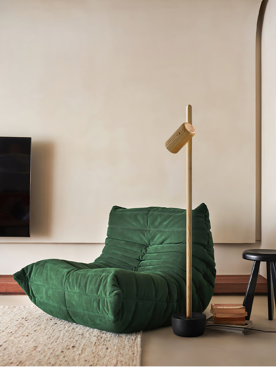 Spotlight Wood Floor Lamp - Vakkerlight