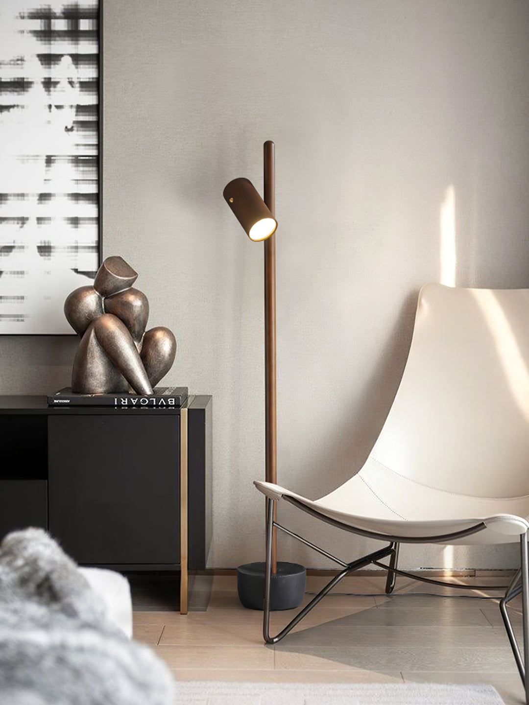 Spotlight Wood Floor Lamp - Vakkerlight