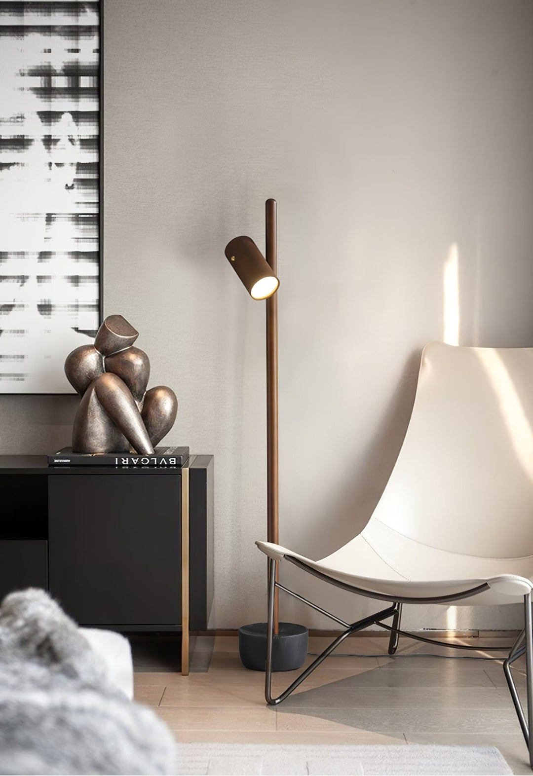 Spotlight Wood Floor Lamp - Vakkerlight