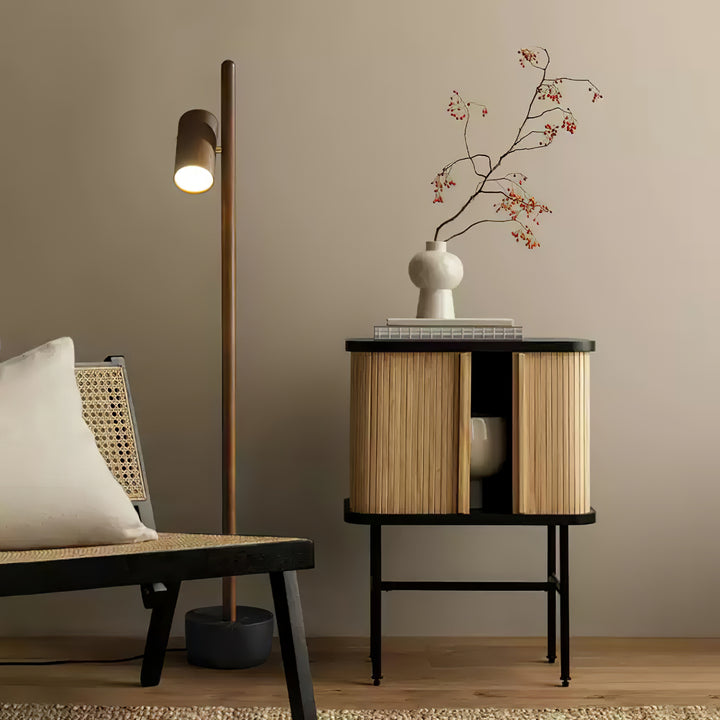 Spotlight Wood Floor Lamp - Vakkerlight