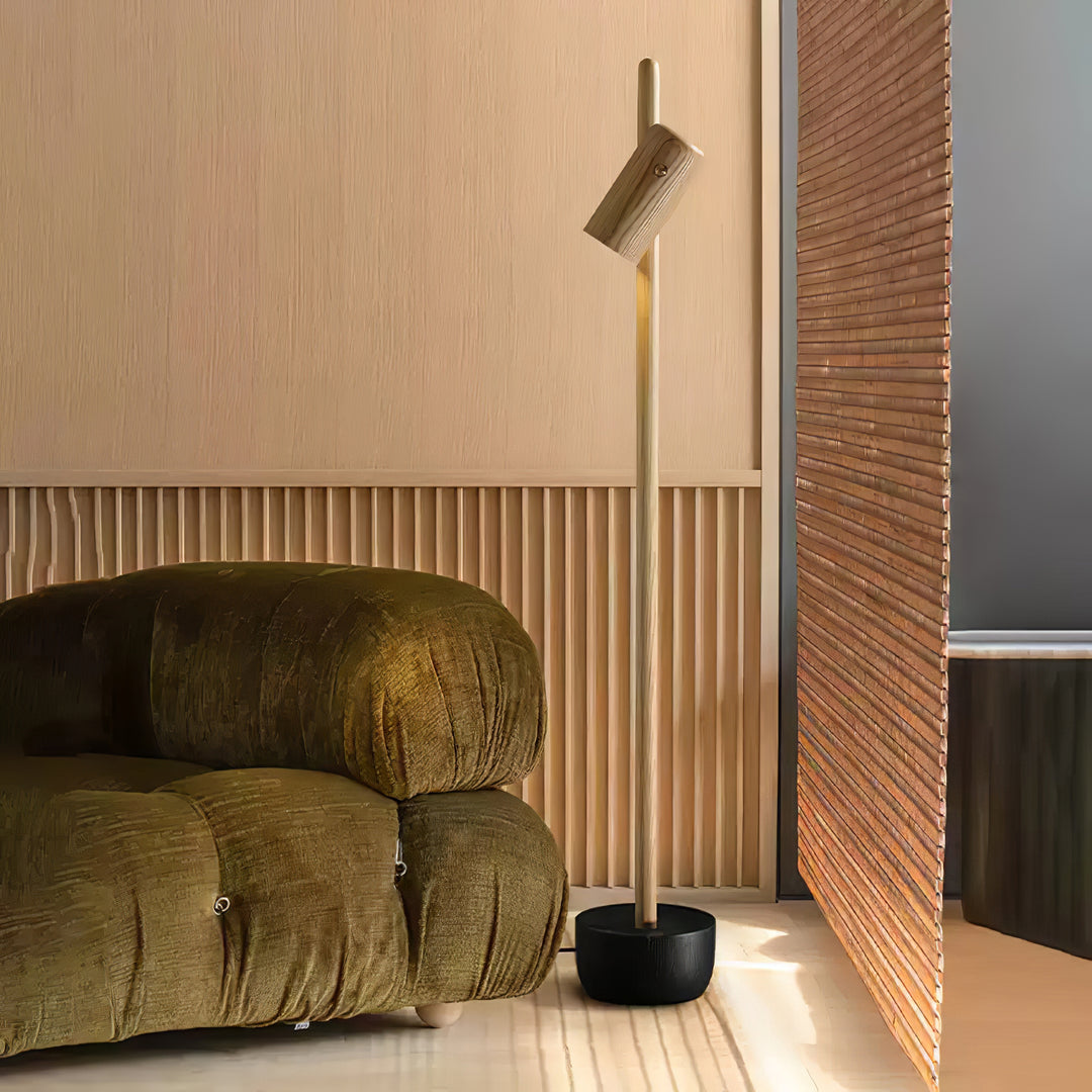 Spotlight Wood Floor Lamp - Vakkerlight