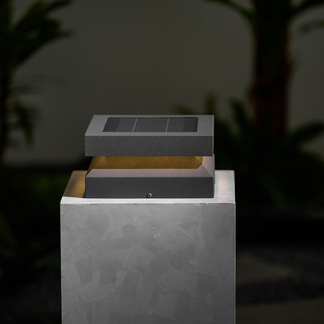 Square Post Outdoor Light - Vakkerlight