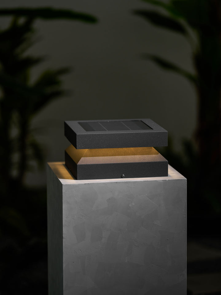 Square Post Outdoor Light - Vakkerlight