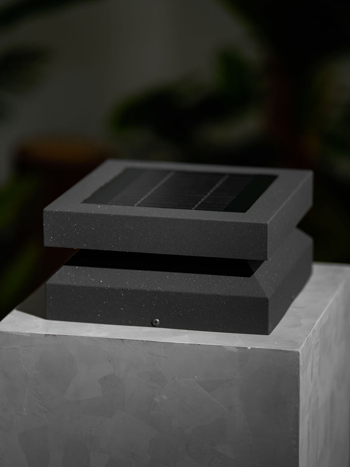 Square Post Outdoor Light - Vakkerlight