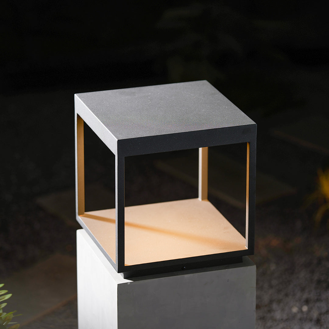 Square Frame Post Outdoor Light - Vakkerlight