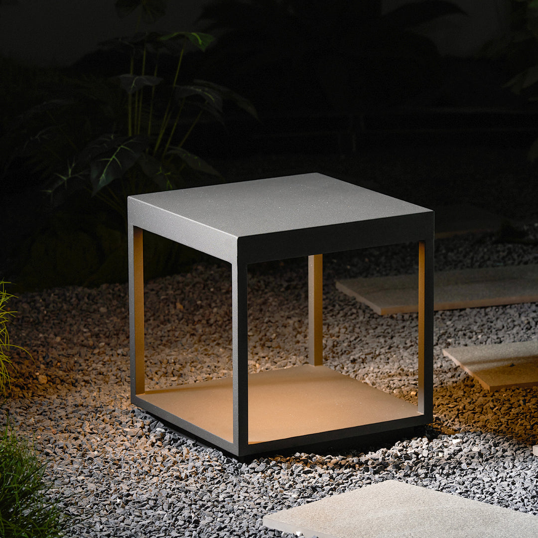 Square Frame Post Outdoor Light - Vakkerlight