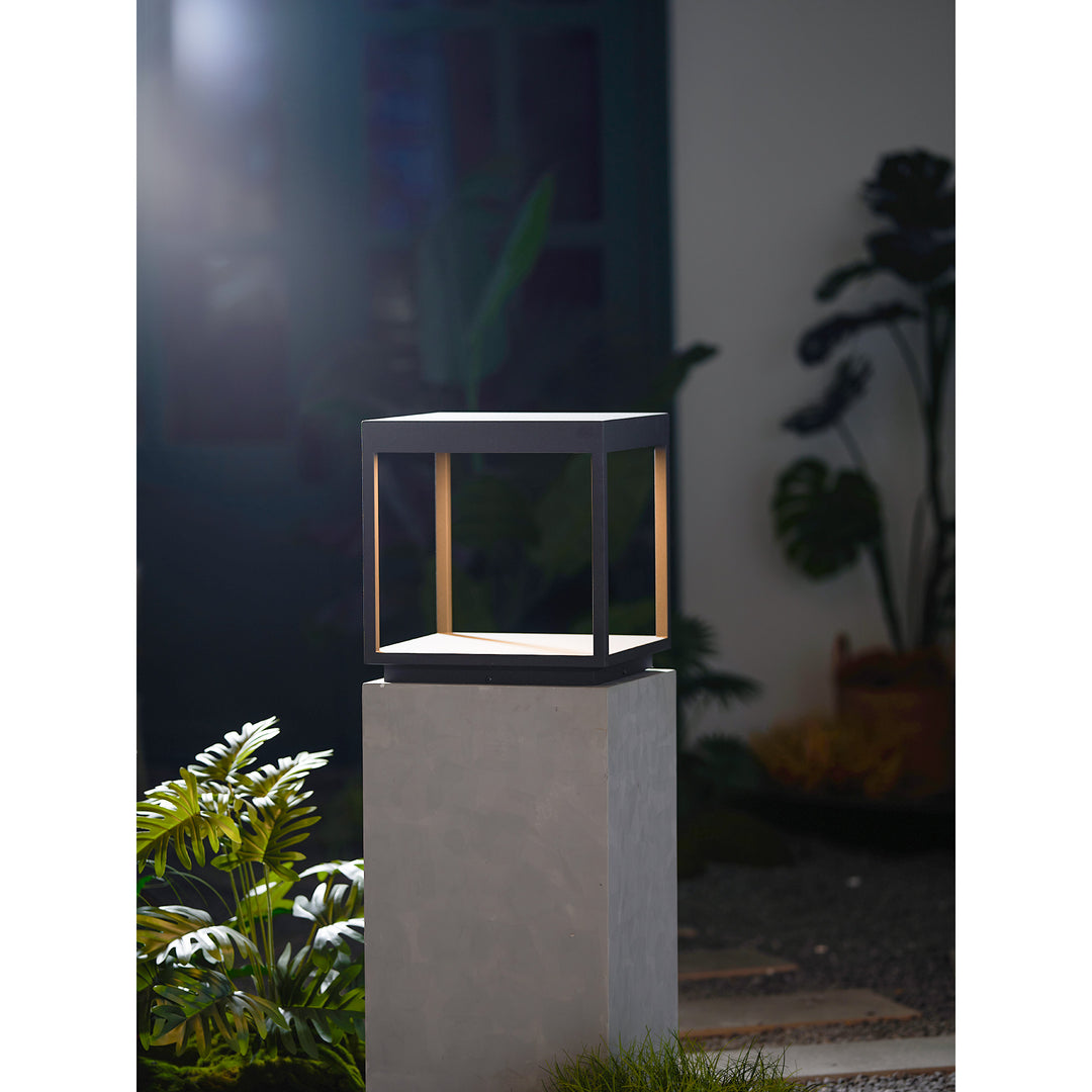 Square Frame Post Outdoor Light - Vakkerlight