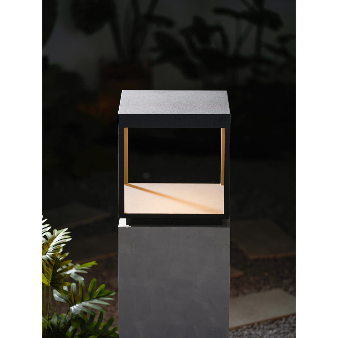 Square Frame Post Outdoor Light - Vakkerlight