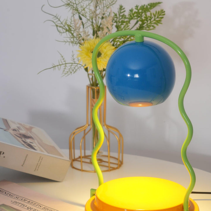 Squiggle Bright Table Lamp - Vakkerlight