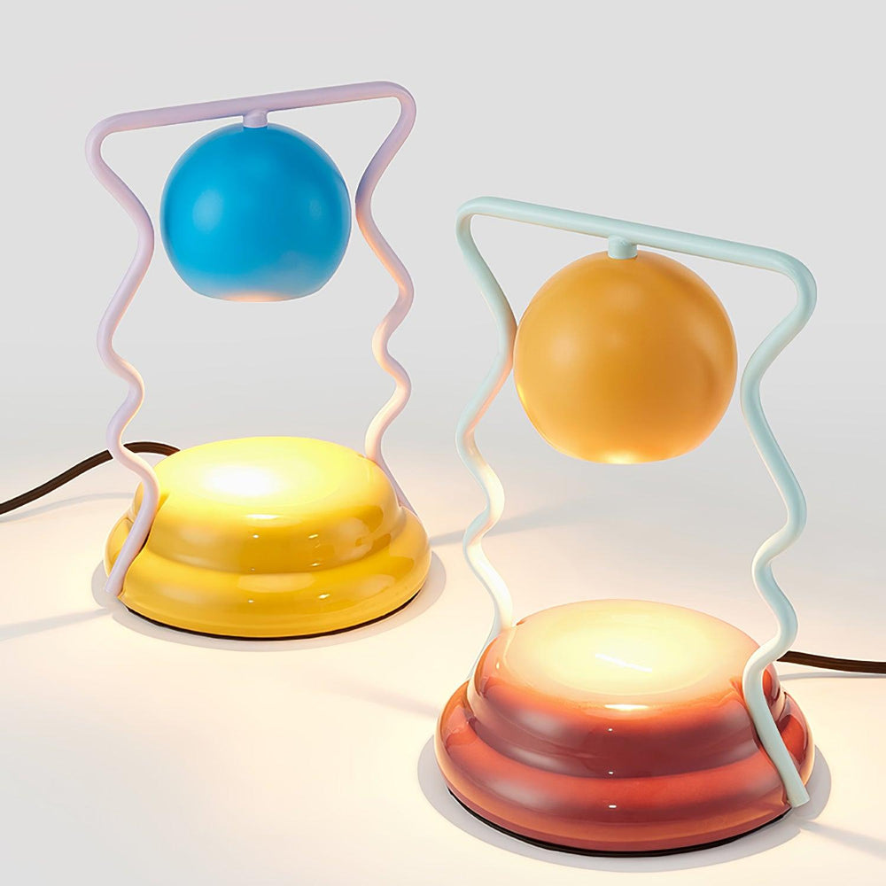 Squiggle Bright Table Lamp - Vakkerlight