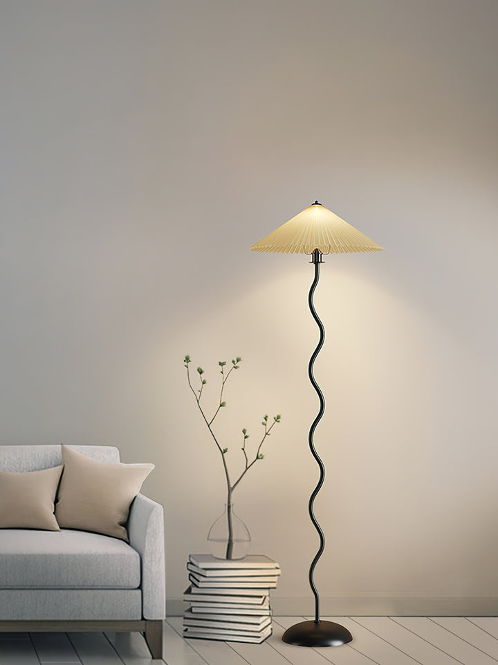 Squiggle Floor Lamp - Vakkerlight