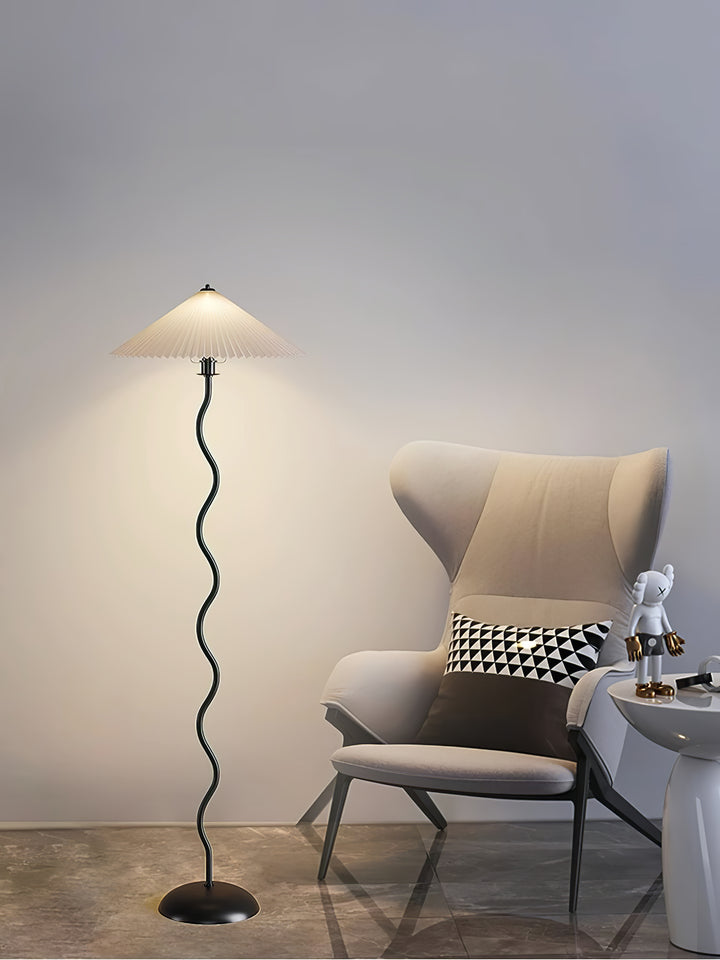 Squiggle Floor Lamp - Vakkerlight