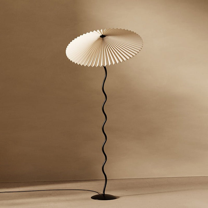 Squiggle Floor Lamp - Vakkerlight