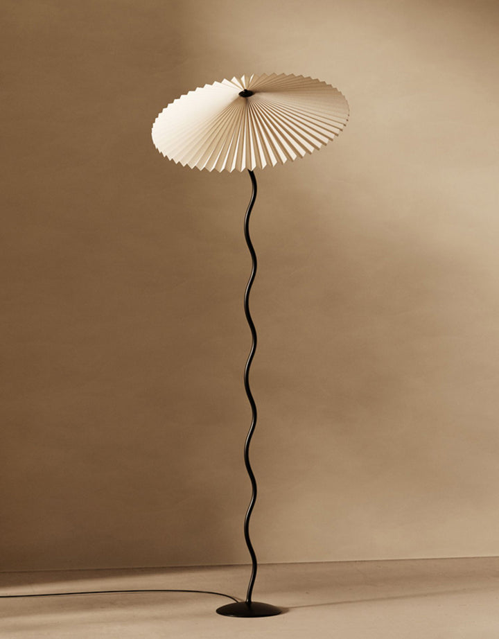 Squiggle Floor Lamp - Vakkerlight