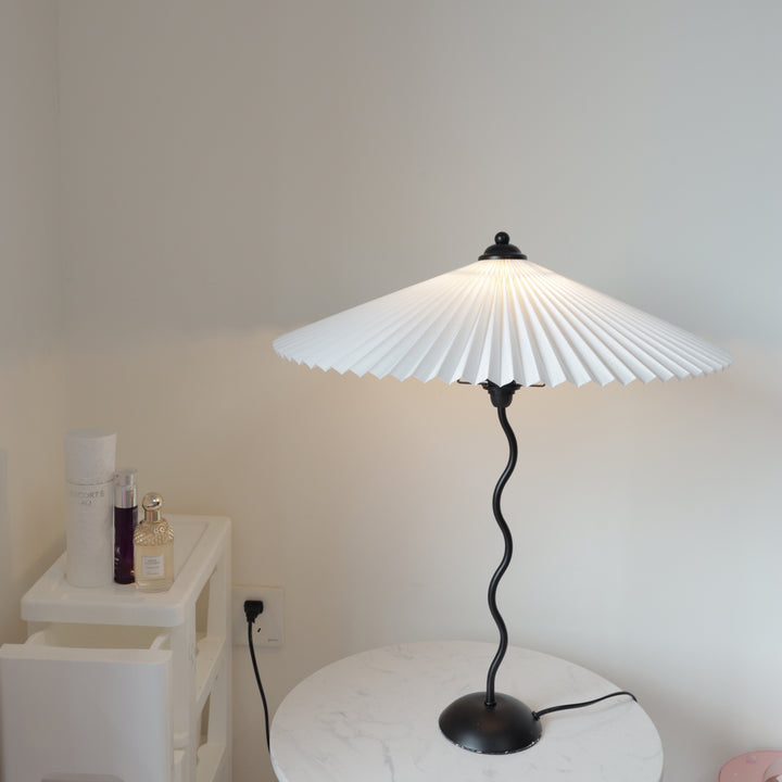 Lampe de table gribouillis