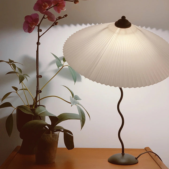 Lampe de table gribouillis