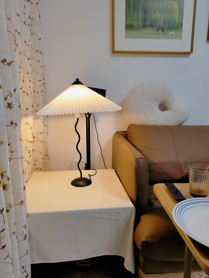 Lampe de table gribouillis