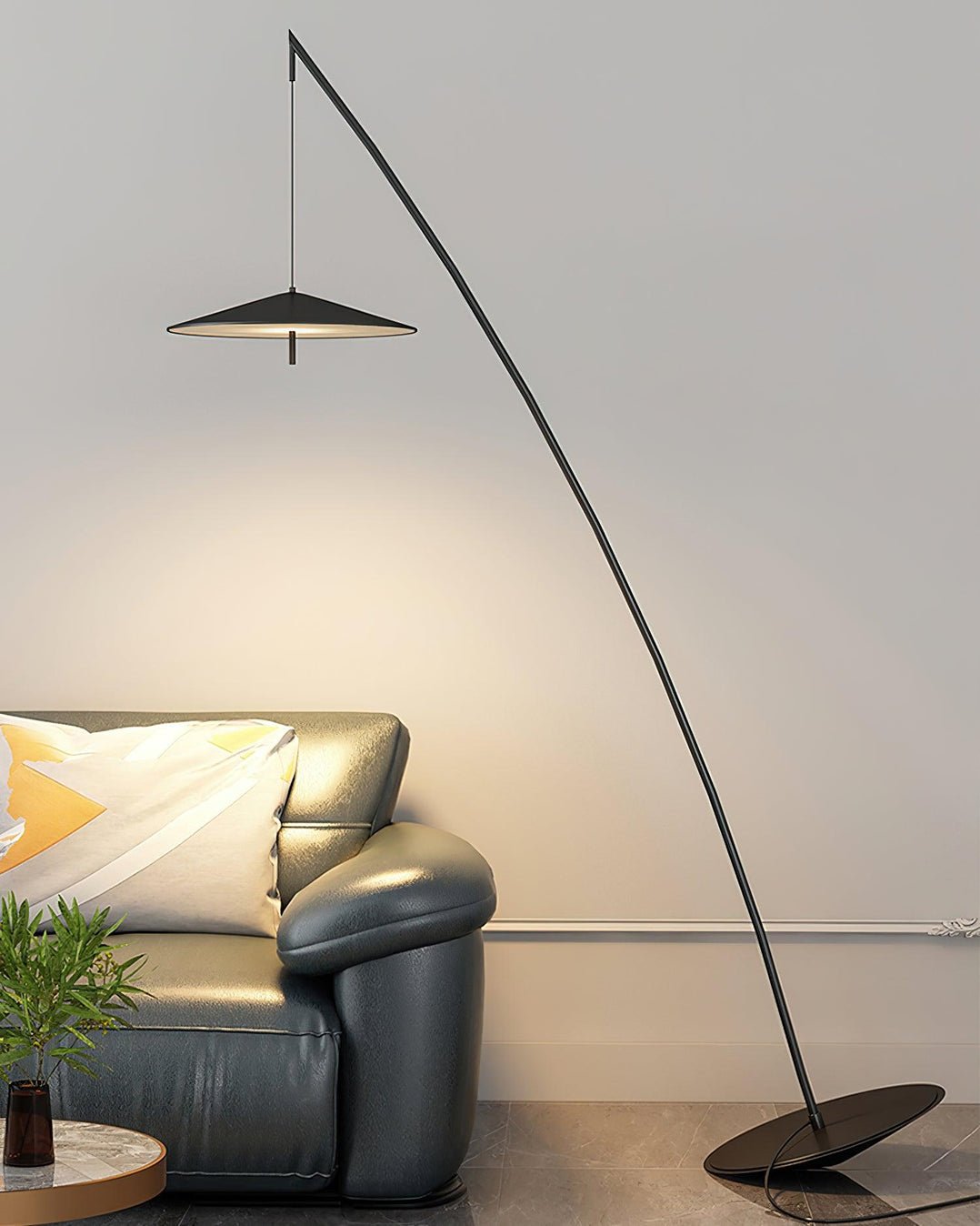 Steadfast Floor Lamp - Vakkerlight