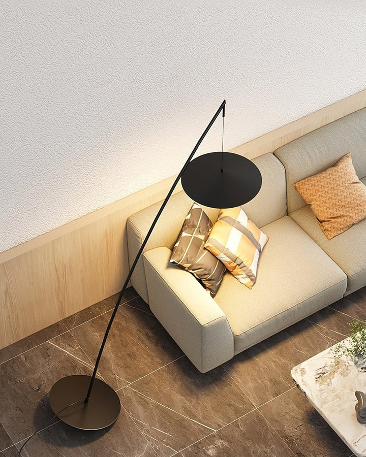 Steadfast Floor Lamp - Vakkerlight