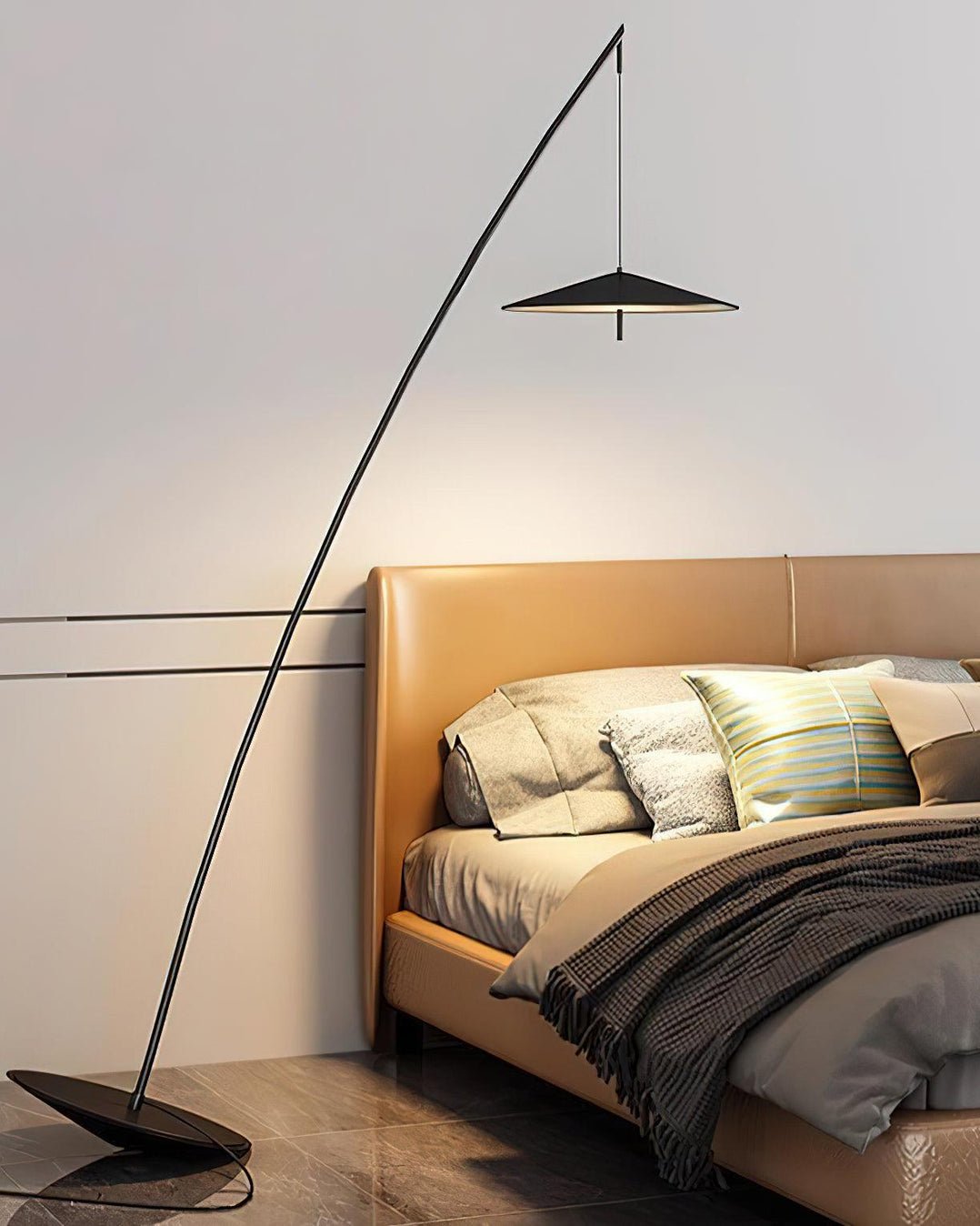 Steadfast Floor Lamp - Vakkerlight