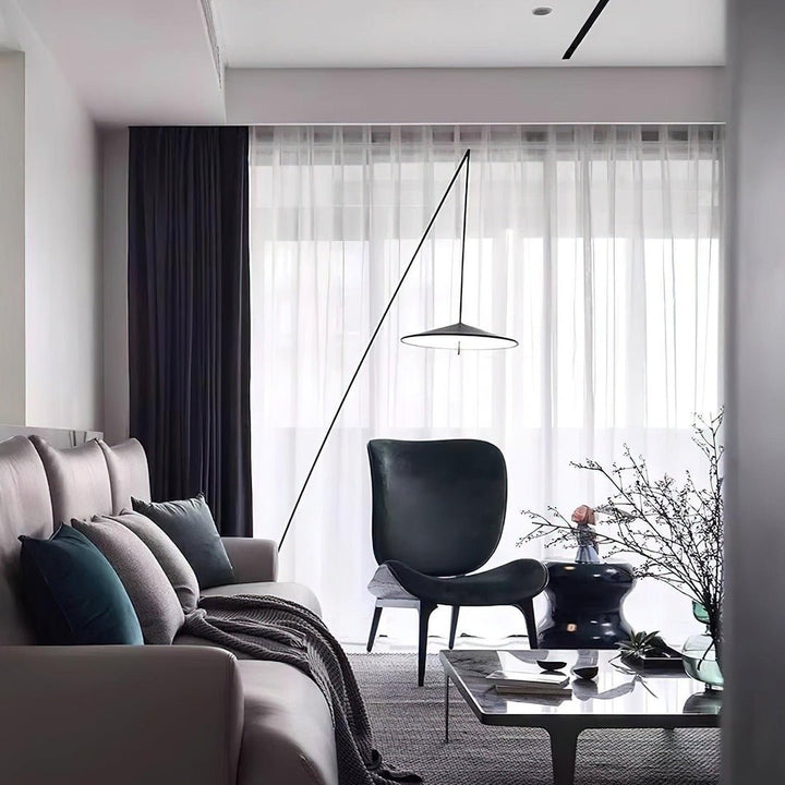 Steadfast Floor Lamp - Vakkerlight