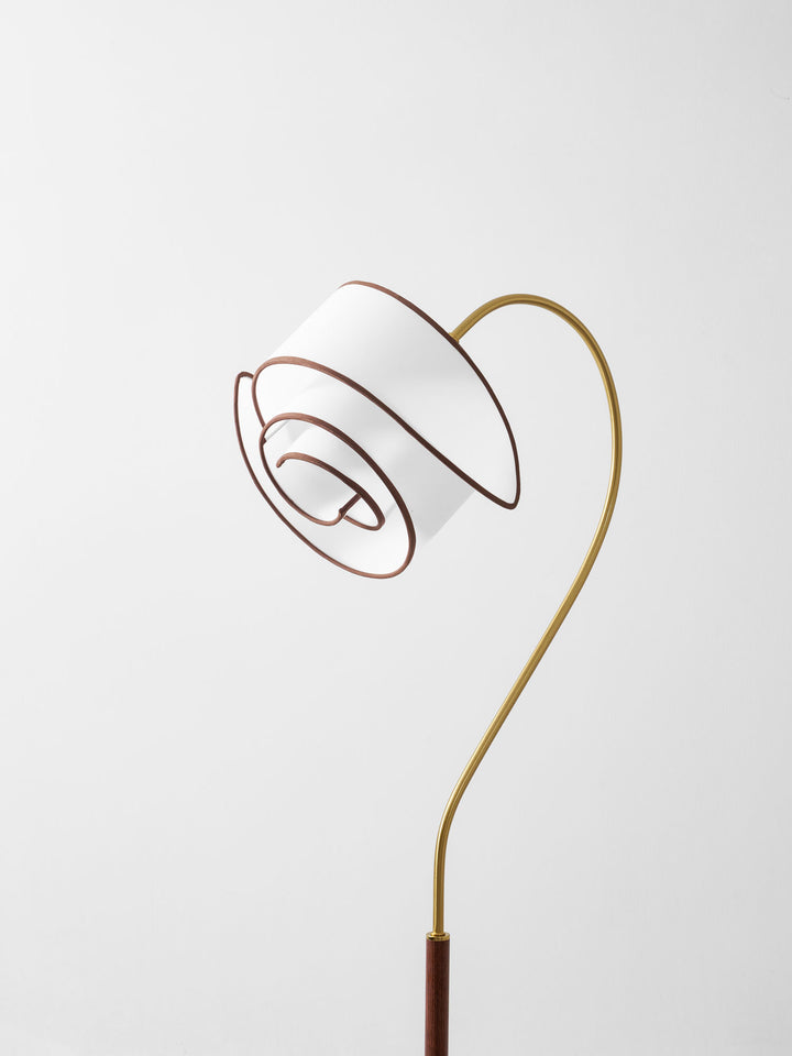 Stelmo Curved Neck Floor Lamp - Vakkerlight