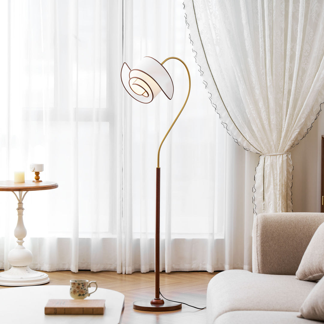 Stelmo Curved Neck Floor Lamp - Vakkerlight