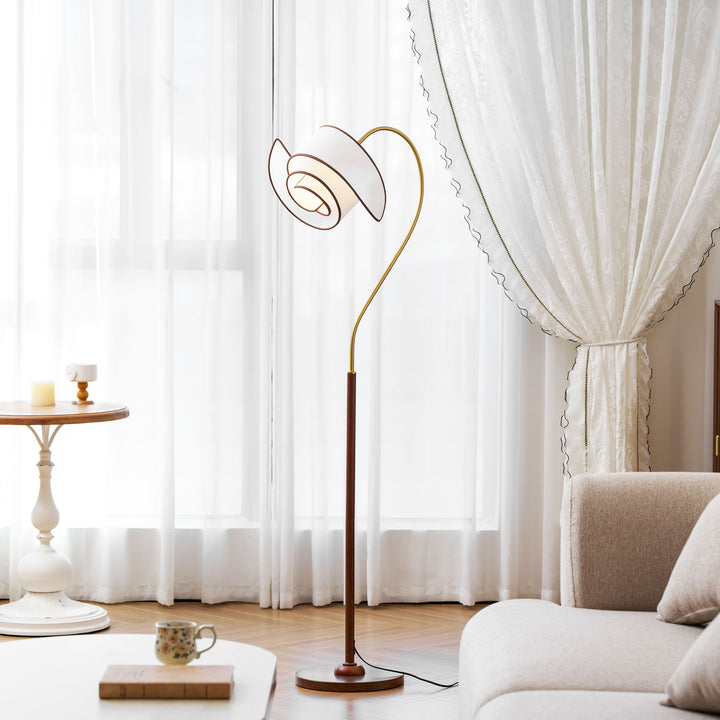 Stelmo Curved Neck Floor Lamp - Vakkerlight