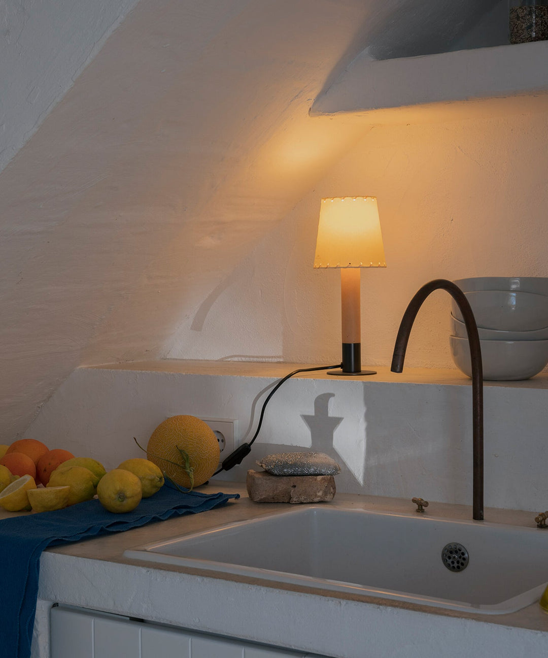 Stitched Table Lamp - Vakkerlight