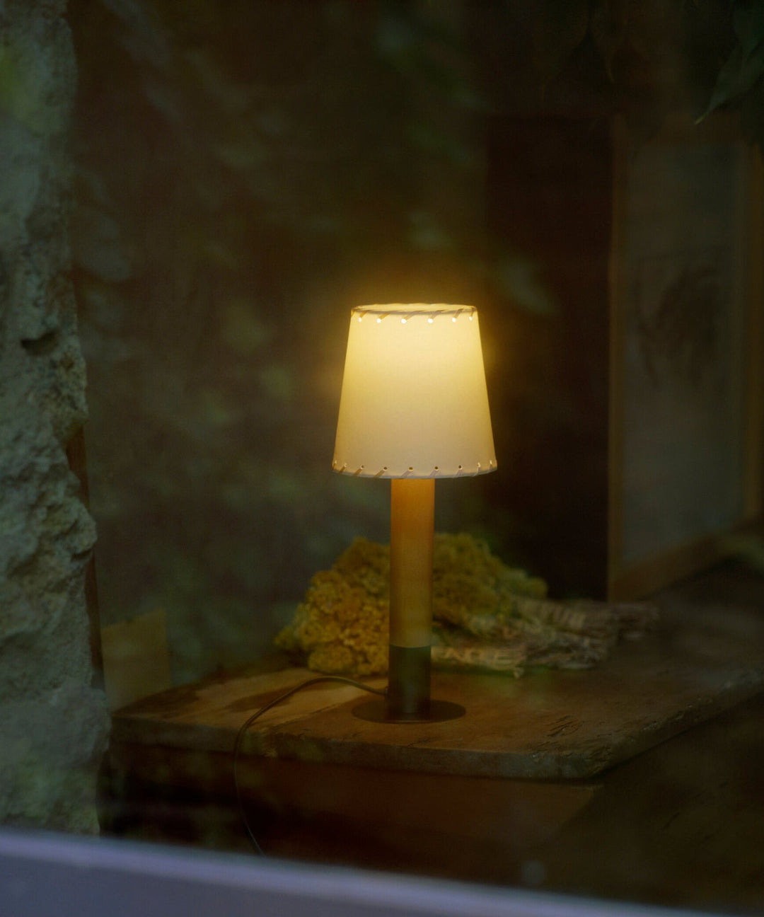 Stitched Table Lamp - Vakkerlight