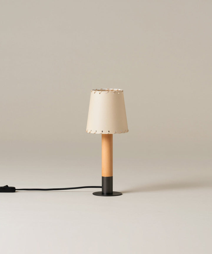 Stitched Table Lamp - Vakkerlight