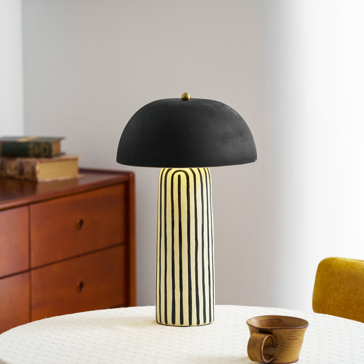 Stria Table Lamp - Vakkerlight
