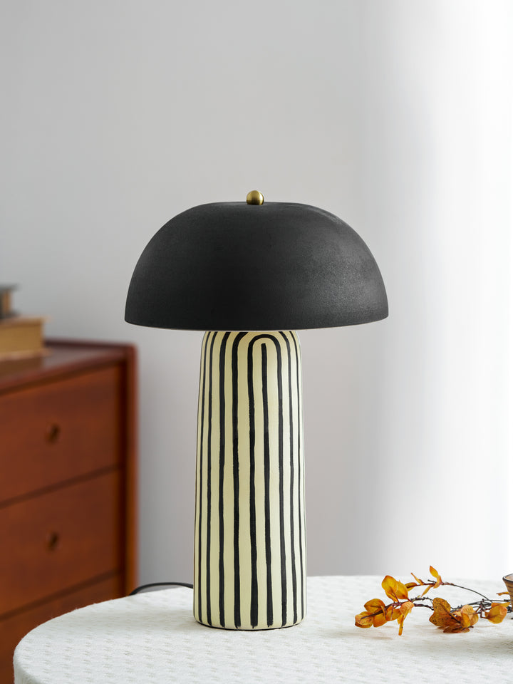 Stria Table Lamp - Vakkerlight