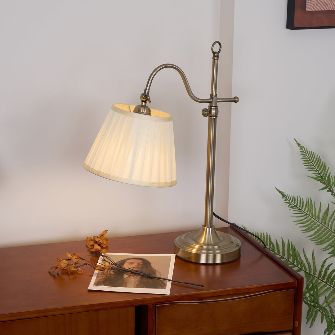 Suffolk Table Lamp - Vakkerlight