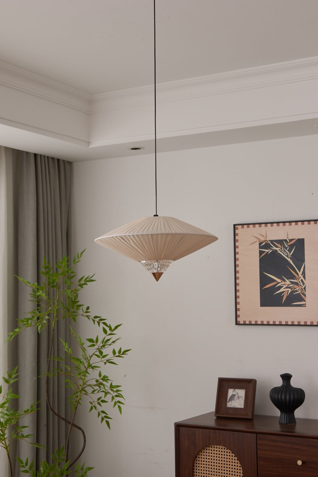 Suki Decorative Pendant Light - Vakkerlight